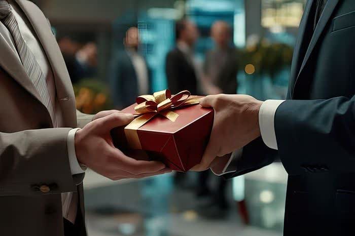 هدایای سازمانی کاربردی برای کارمندان و مشتریان