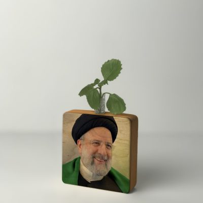 گلدان چوبی دکوراتیو مدل P-119R7022 طرح شهید جمهور